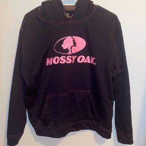 🚨“Mossy Oak” hoodie.